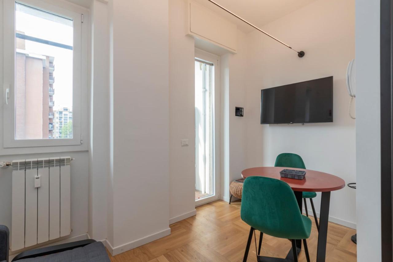 Luxury Apartment Savona 65 Mediolan Zewnętrze zdjęcie